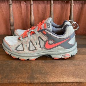 Nike Air Alvord Trail Running Training Shoe Women Size 7 Gray Pink